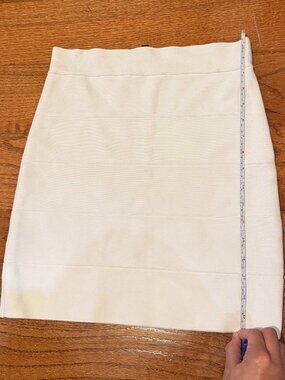 BCBG body con white mini skirt, M